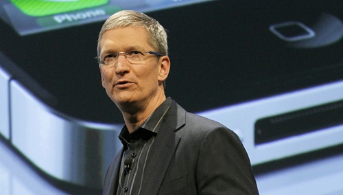 Apple’s Tim Cook Shows CEOs How to Be Human